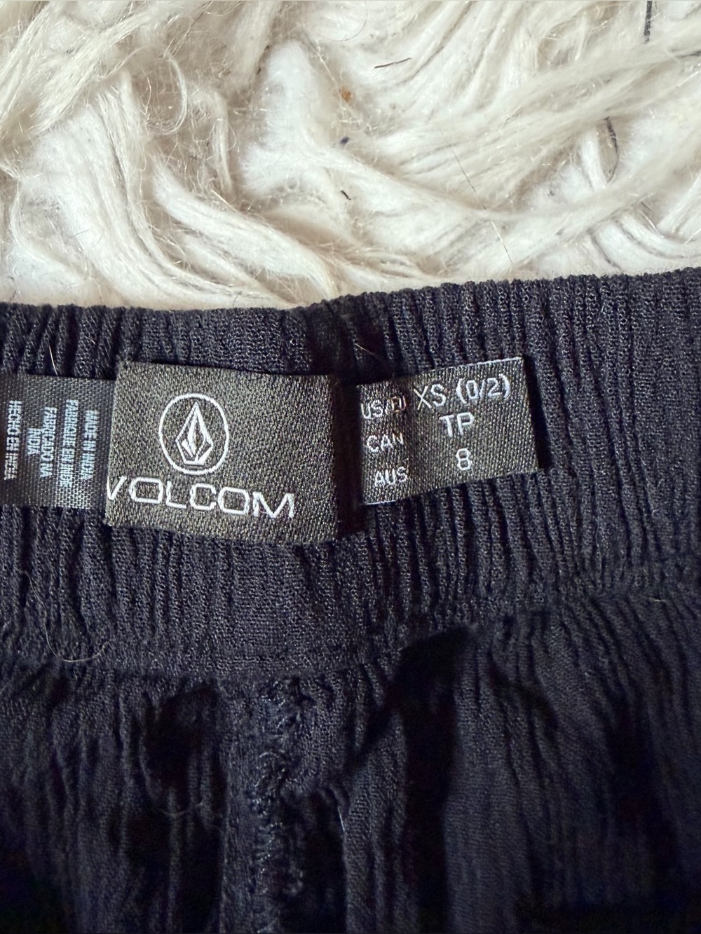 Volcom stone shine shorts black XS - Picture 3 of 4